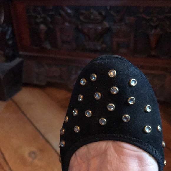 Stuart Weitzman ballet flat with crystals. - Picture 3 of 6